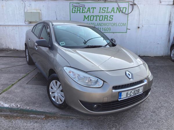 Renault Fluence Saloon, Diesel, 2011, Gold