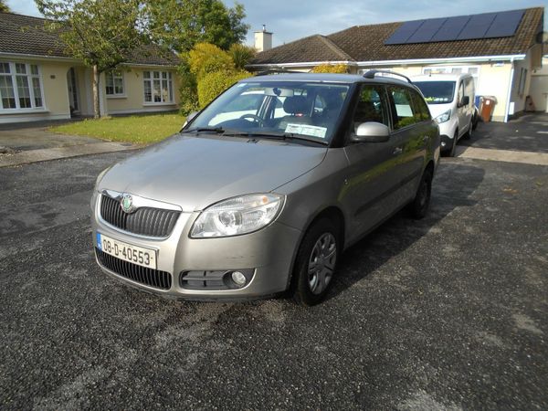 Skoda Fabia Estate, Petrol, 2008, Beige