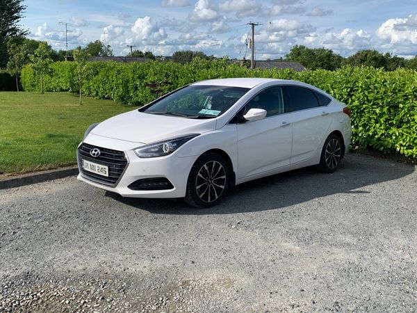 Hyundai i40 Saloon, Diesel, 2017, White