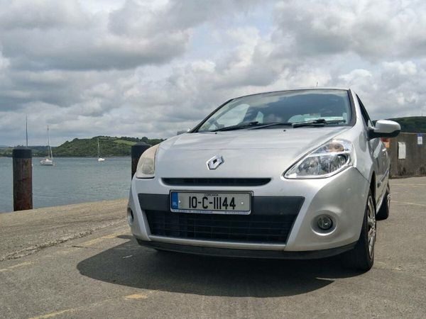 Renault Clio Hatchback, Ethanol Petrol, 2010, Silver