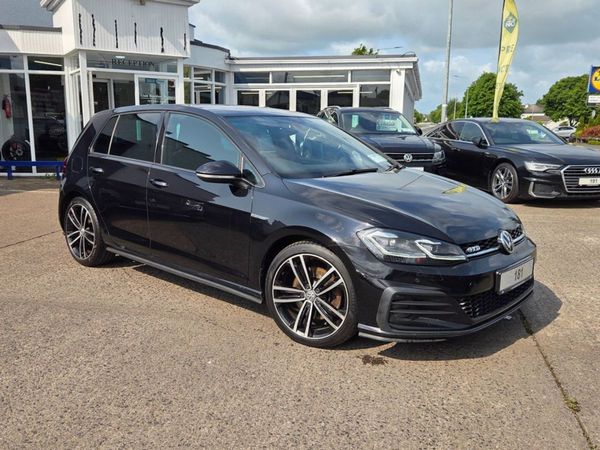 Volkswagen Golf Hatchback, Diesel, 2018, Black