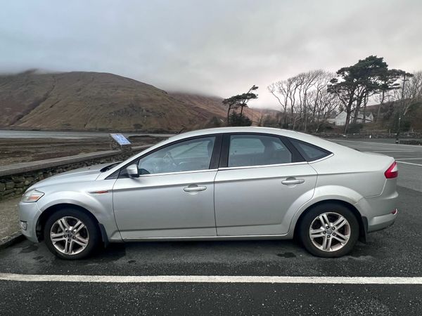 Ford Mondeo Hatchback, Diesel, 2010, Silver