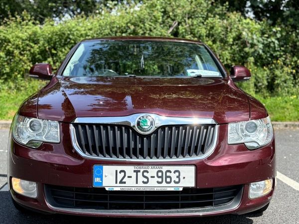 Skoda Superb Saloon, Diesel, 2012, Red