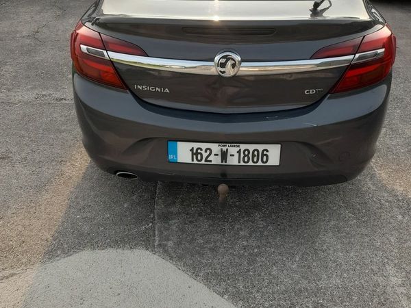 Vauxhall Insignia Hatchback, Diesel, 2016, Grey