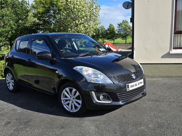Suzuki Swift Hatchback, Petrol, 2013, Black