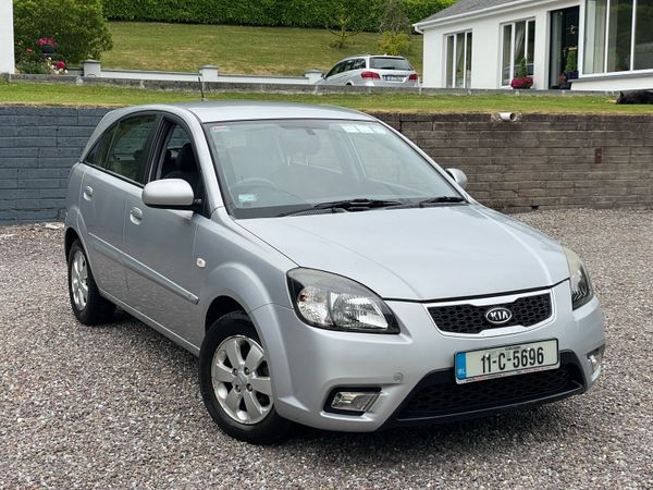 Kia Rio Hatchback, Diesel, 2011, Silver