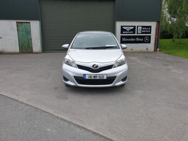Toyota Vitz Hatchback, Petrol, 2014, Silver