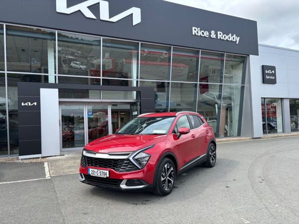Kia Sportage MPV, Diesel, 2022, Red