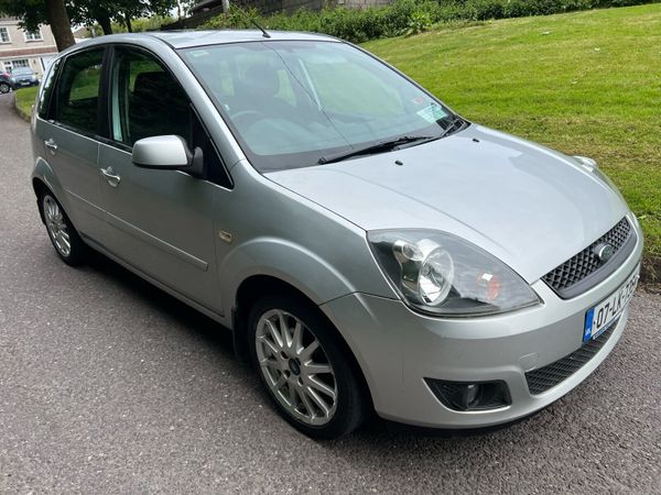 Ford Fiesta Hatchback, Petrol, 2007, Grey