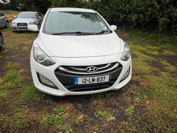 Hyundai i30 Hatchback, Diesel, 2012, White