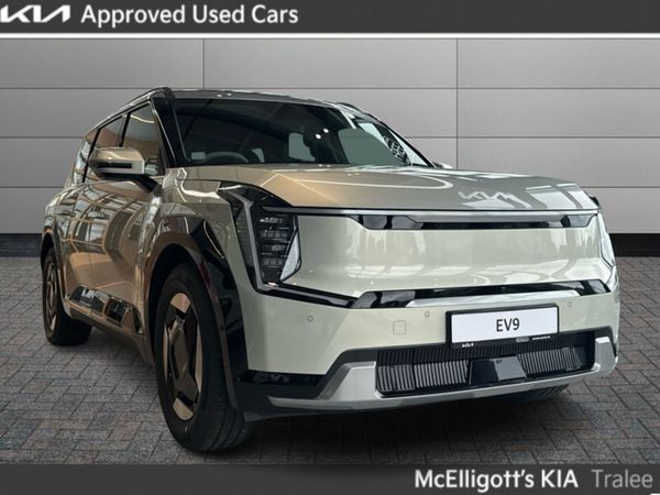Kia EV9 SUV, Electric, 2025, Silver
