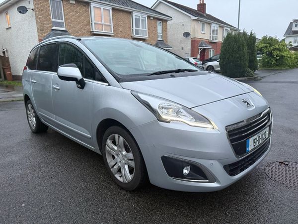 Peugeot 5008 MPV, Diesel, 2015, Grey