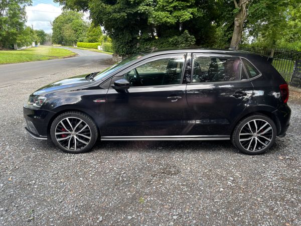 Volkswagen Polo Hatchback, Petrol, 2015, Black