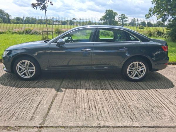 Audi A4 Saloon, Diesel, 2017, Grey