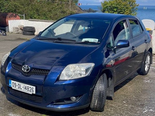 Toyota Auris Hatchback, Petrol, 2009, Blue