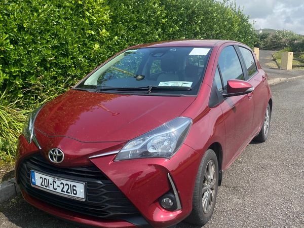 Toyota Yaris MPV, Petrol, 2020, Red