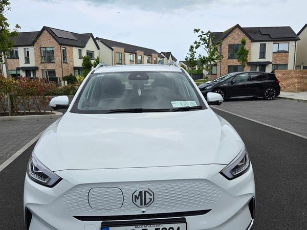 MG ZS Hatchback, Electric, 2022, White
