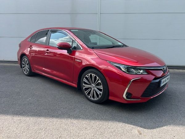 Toyota Corolla Saloon, Petrol Hybrid, 2022, Red