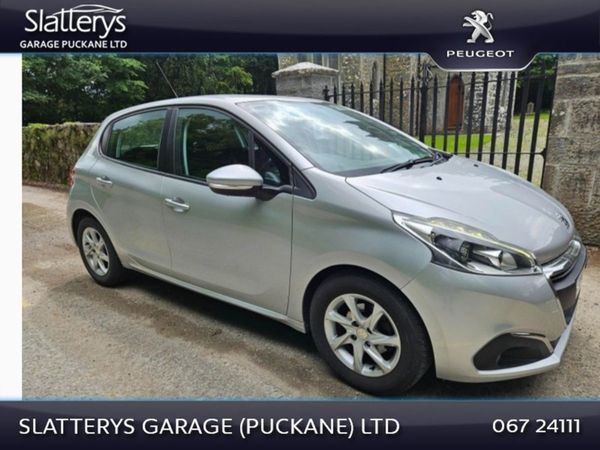 Peugeot 208 Hatchback, Diesel, 2016, Grey
