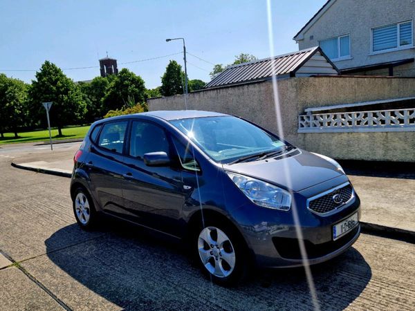 Kia Venga MPV, Diesel, 2011, Grey