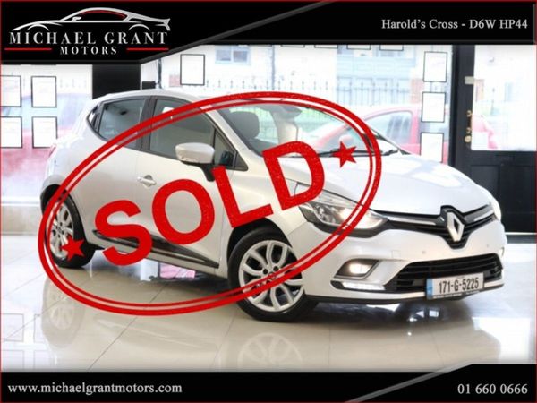 Renault Clio Hatchback, Petrol, 2017, Silver