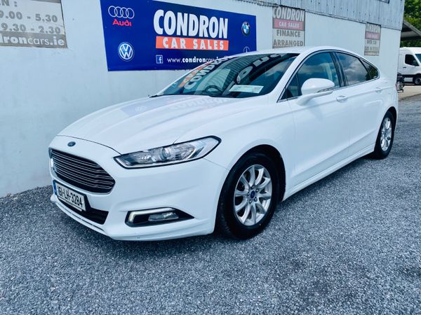 Ford Mondeo Hatchback, Diesel, 2016, White