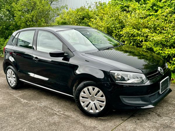 Volkswagen Polo Hatchback, Petrol, 2014, Black