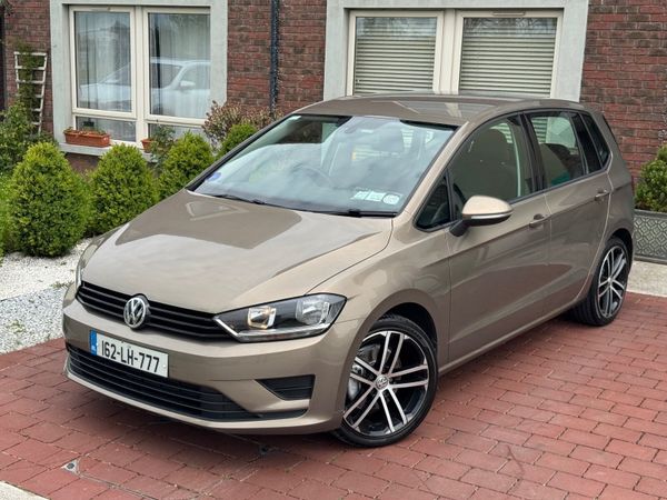 Volkswagen Golf Estate, Diesel, 2016, Gold