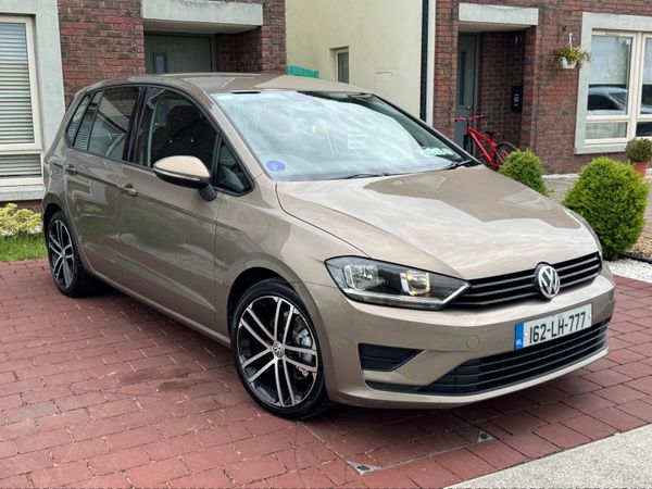 Volkswagen Golf Estate, Diesel, 2016, Gold