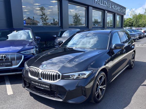 BMW 3-Series Estate, Petrol Hybrid, 2022, Black