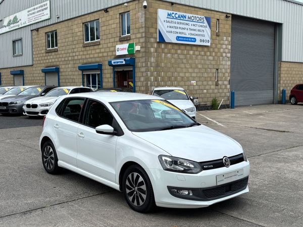 Volkswagen Polo Hatchback, Petrol, 2016, White