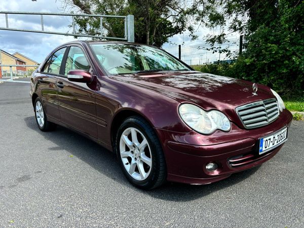 Mercedes-Benz C-Class Saloon, Petrol, 2007, Red