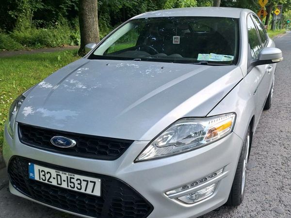 Ford Mondeo Hatchback, Diesel, 2013, Silver