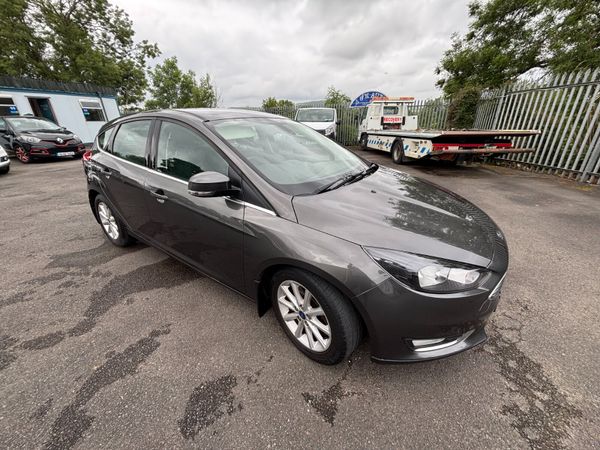 Ford Focus Hatchback, Diesel, 2016, Grey