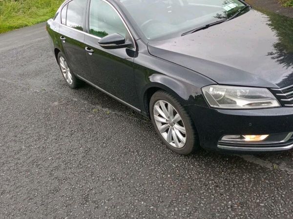 Volkswagen Passat Saloon, Diesel, 2013, Black