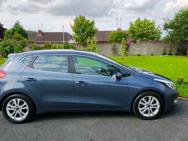 Kia Ceed Hatchback, Diesel, 2015, Blue