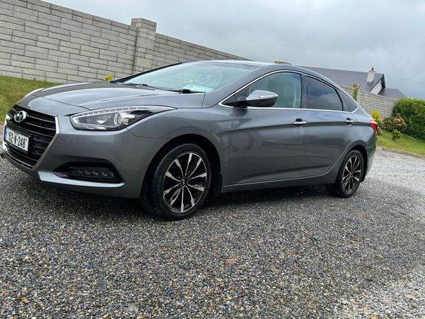 Hyundai i40 Saloon, Diesel, 2015, Silver