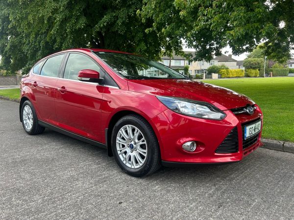 Ford Focus Hatchback, Diesel, 2013, Red