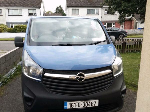 Opel Vivaro MPV, Diesel, 2016, Blue