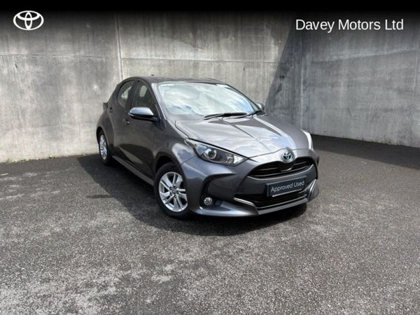Toyota Yaris Hatchback, Hybrid, 2023, Grey