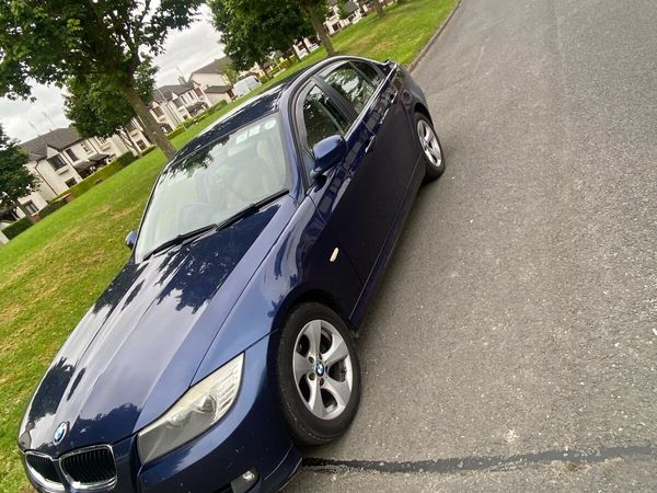 BMW 3-Series Saloon, Diesel, 2011, Blue