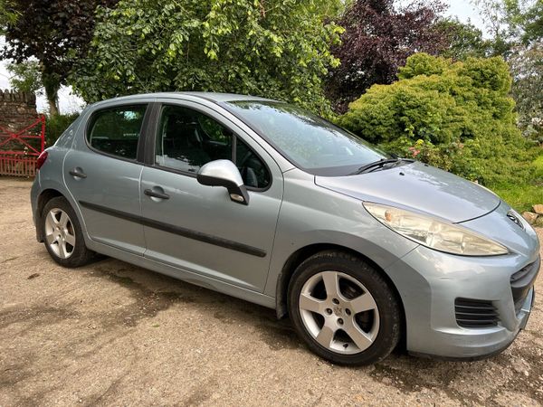 Peugeot 207 Hatchback, Diesel, 2010, Blue