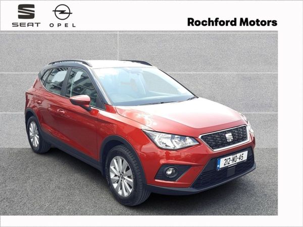 SEAT Arona Hatchback, Petrol, 2021, Red