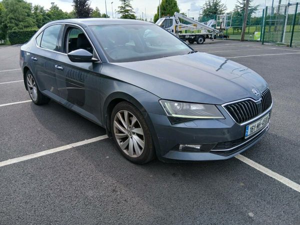Skoda Superb Hatchback, Diesel, 2016, Grey
