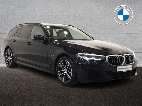 BMW 5-Series Estate, Petrol Plug-in Hybrid, 2023, Black