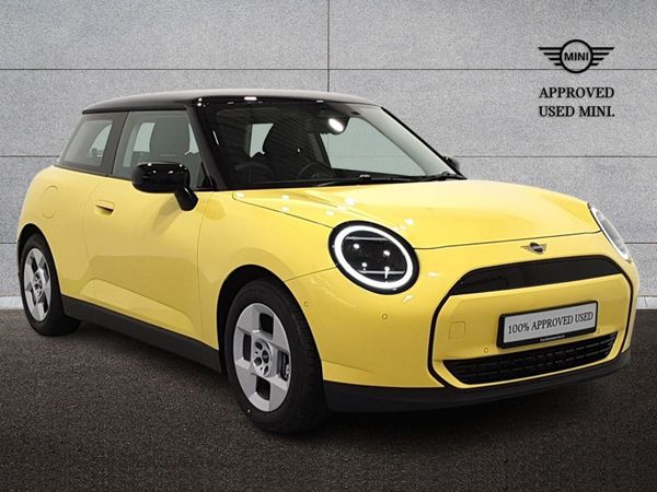 Mini Cooper Hatchback, Electric, 2025, Yellow