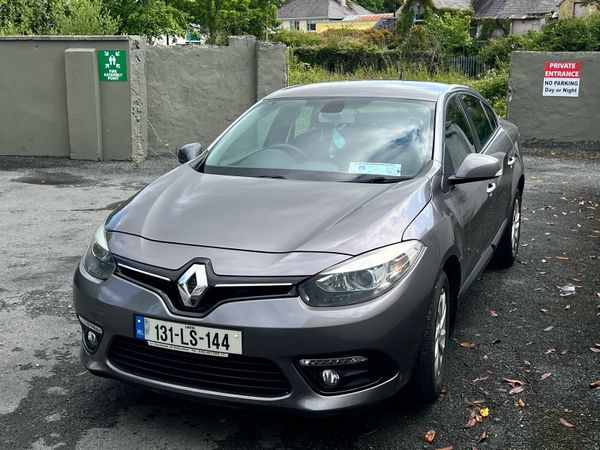 Renault Fluence Saloon, Diesel, 2013, Grey
