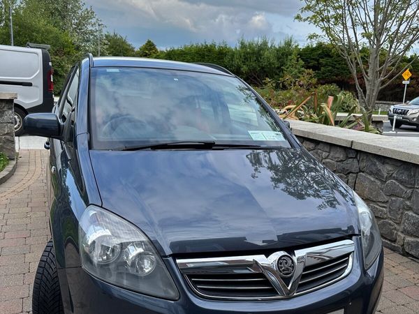 Vauxhall Zafira MPV, Diesel, 2011, Blue