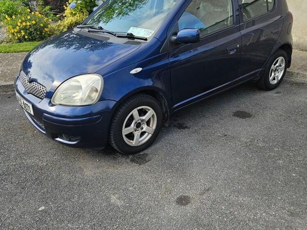 Toyota Yaris Hatchback, Petrol, 2004, Blue