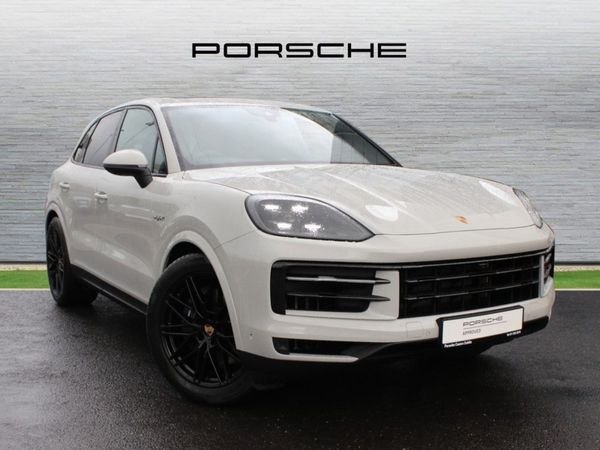 Porsche Cayenne SUV, Petrol Plug-in Hybrid, 2025, Grey